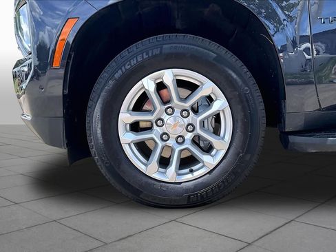 Used 2025 Chevrolet Tahoe LT w/ Comfort Package RWD image 9