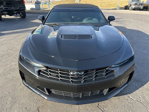 Used 2023 Chevrolet Camaro LT w/ Technology Package RWD image 2