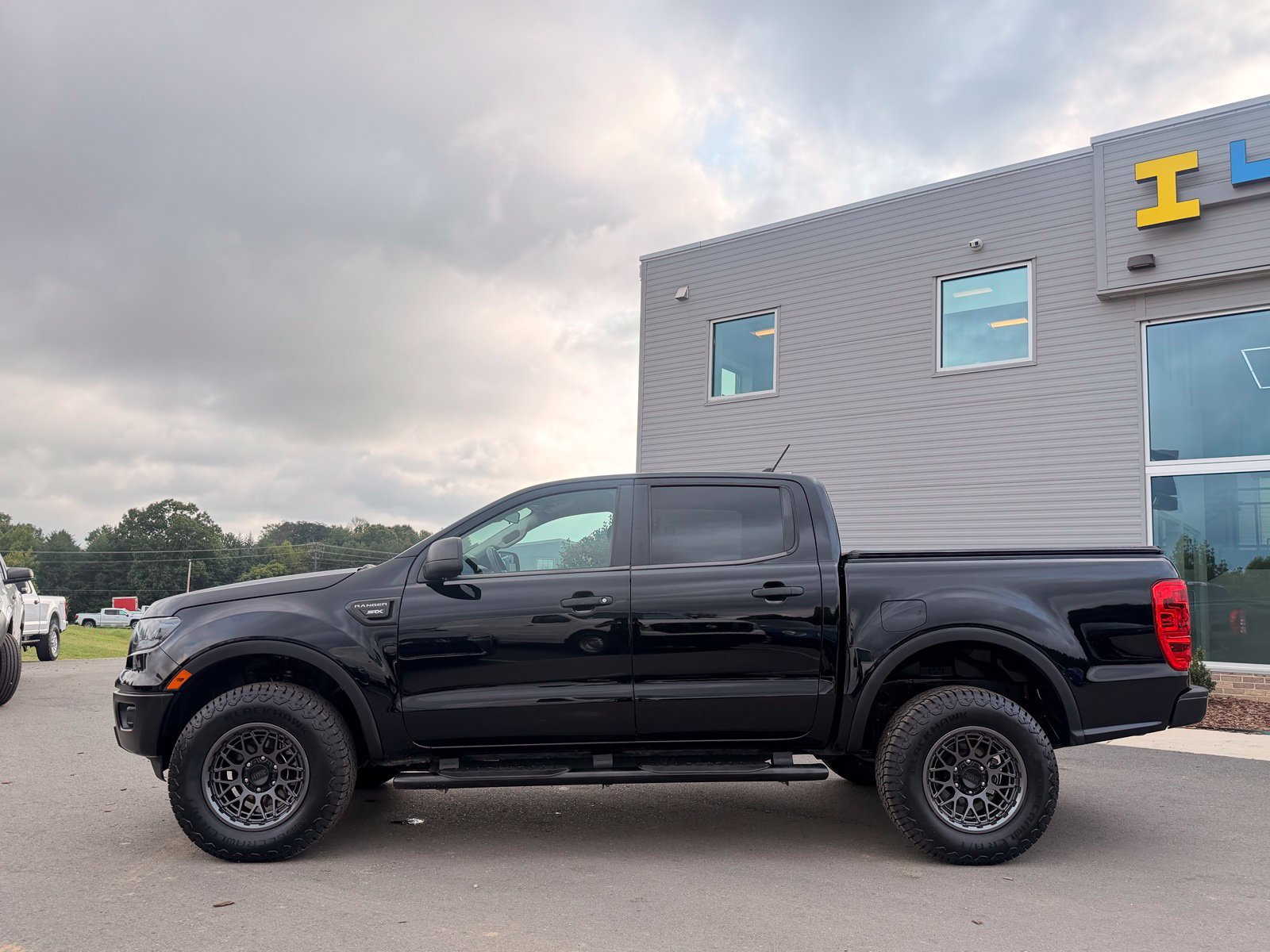 Used 2022 Ford Ranger XL w/ Equipment Group 101A High AWD/4WD image 11