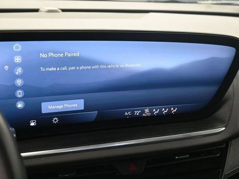 Used 2024 Buick Envision Preferred AWD/4WD image 22