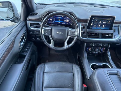 Used 2022 Chevrolet Tahoe Z71 w/ Z71 Off-Road Package image 15