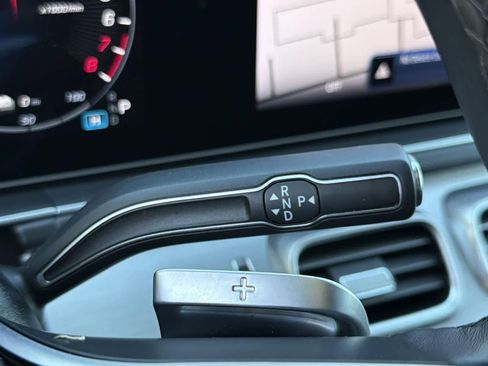 Used 2024 Mercedes-Benz GLE 450e 4MATIC image 17