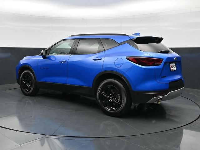 Used 2024 Chevrolet Blazer LT w/ Sound & Technology Package FWD image 7