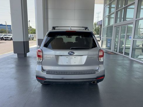 Used 2017 Subaru Forester 2.5i Limited w/ Popular Package #2 AWD/4WD image 6
