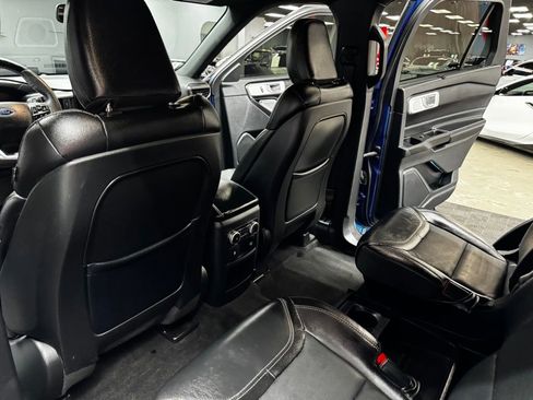 Used 2020 Ford Explorer ST w/ ST High-Performance Pack AWD/4WD image 39