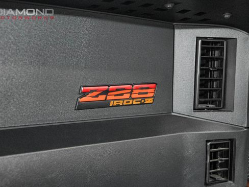 Used 1989 Chevrolet Camaro IROC-Z RWD image 18