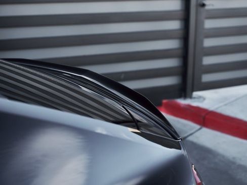 Used 2025 Lamborghini Urus SE image 10