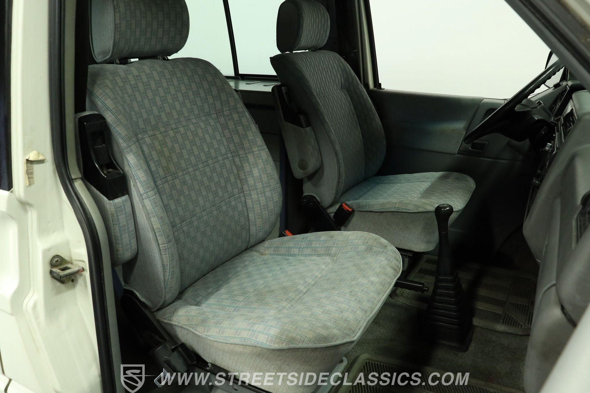 Used 1992 Volkswagen Eurovan Camper FWD image 38