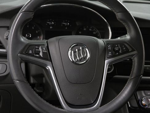 Certified 2022 Buick Encore Preferred w/ Safety Package image 7