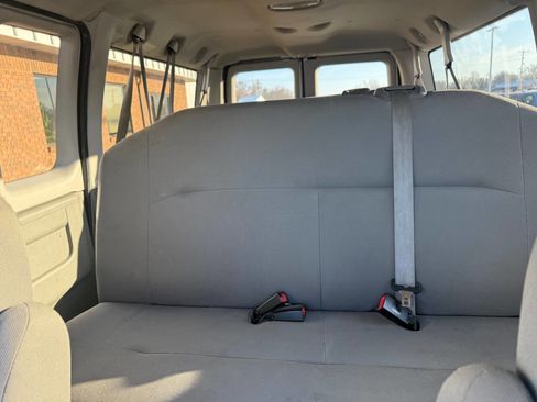 Used 2012 Ford E-350 and Econoline 350 XL w/ Interior Upgrade Pkg image 18