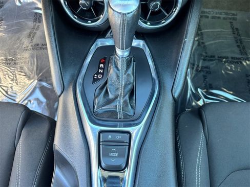 Used 2023 Chevrolet Camaro LT image 27