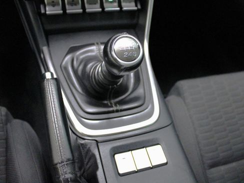 Used 2022 Toyota GR86 RWD image 57
