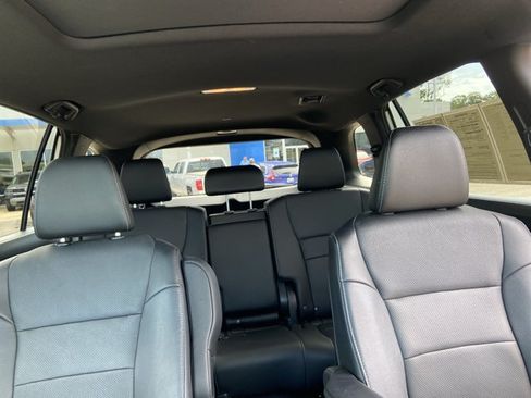 Used 2023 Honda Passport EX-L image 24