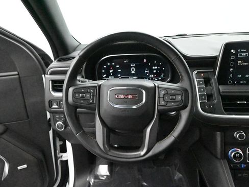 Used 2023 GMC Yukon XL AT4 AWD/4WD image 22