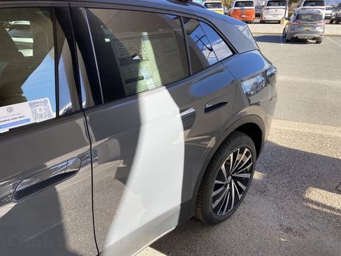New 2026 Volkswagen ID.4 Pro AWD/4WD image 50