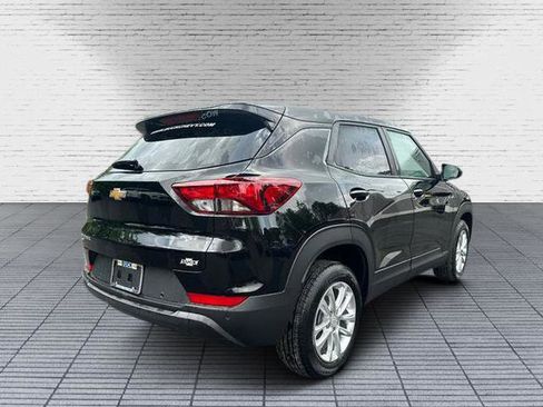 Used 2025 Chevrolet TrailBlazer LS w/ LS Convenience Package image 6