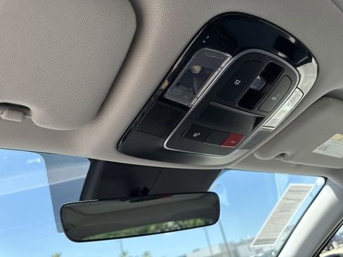 New 2025 Hyundai Sonata Limited image 21