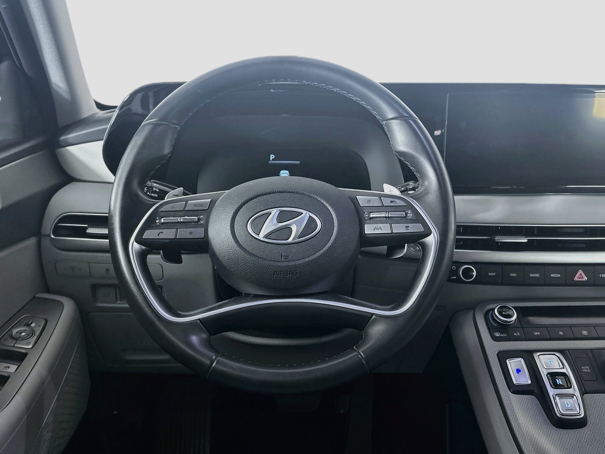 Used 2025 Hyundai Palisade SEL FWD image 18