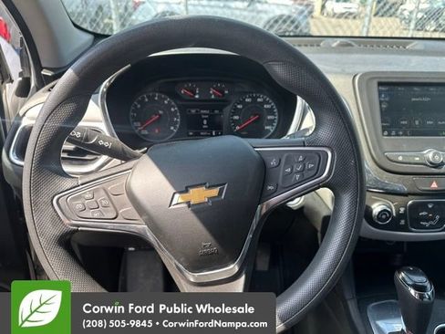 Used 2019 Chevrolet Equinox LS w/ LS Convenience Package FWD image 10
