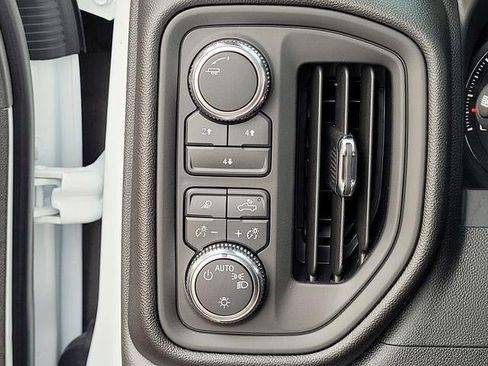 New 2026 GMC Sierra 2500 Pro w/ Convenience Package image 25