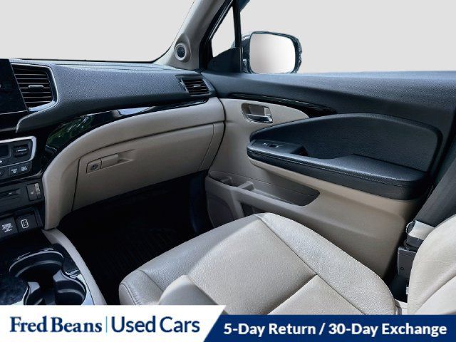 Used 2021 Honda Pilot Touring image 29