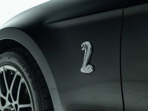 Used 2013 Ford Mustang Shelby GT500 RWD image 21