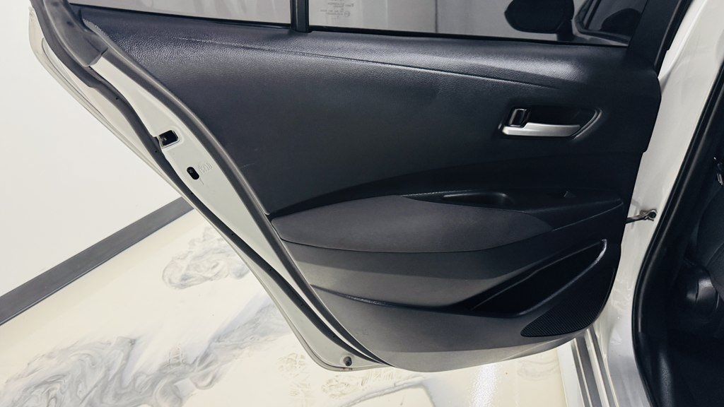 Used 2021 Toyota Corolla LE FWD image 20