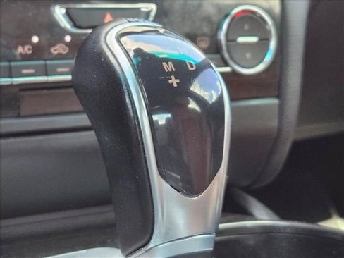 Used 2015 Maserati Ghibli RWD image 11