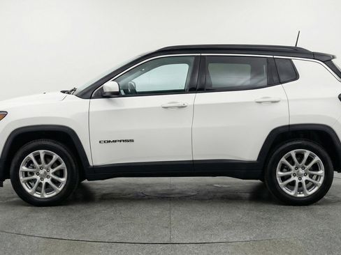 Used 2025 Jeep Compass Limited AWD/4WD image 5