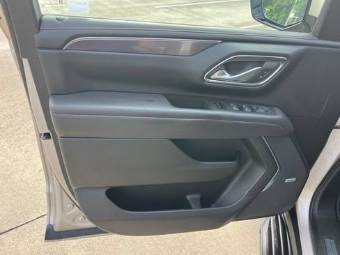 Used 2024 Chevrolet Tahoe RST w/ Luxury Package RWD image 13