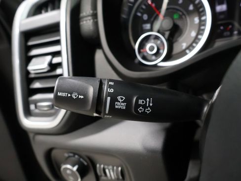 Used 2022 RAM 1500 Laramie image 36