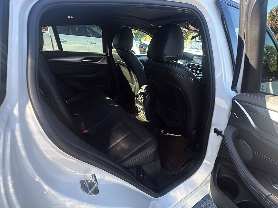 Used 2021 BMW X4 xDrive30i w/ Executive Package AWD/4WD image 22