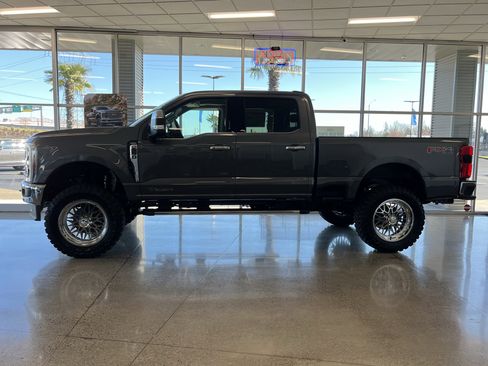 New 2026 Ford F350 Lariat w/ Lariat Premium Package image 2