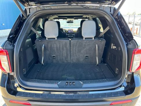 Used 2023 Ford Explorer ST-Line image 25