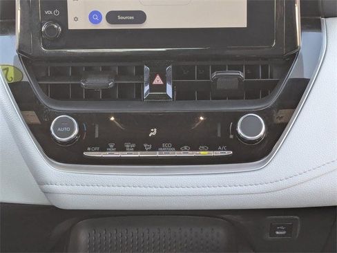 Used 2024 Toyota Corolla SE image 20