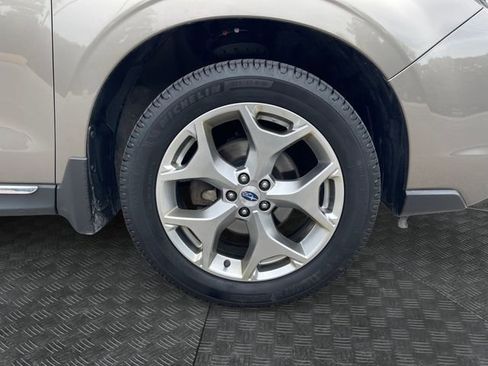 Used 2018 Subaru Forester 2.5i Touring w/ Popular Package #3B AWD/4WD image 14