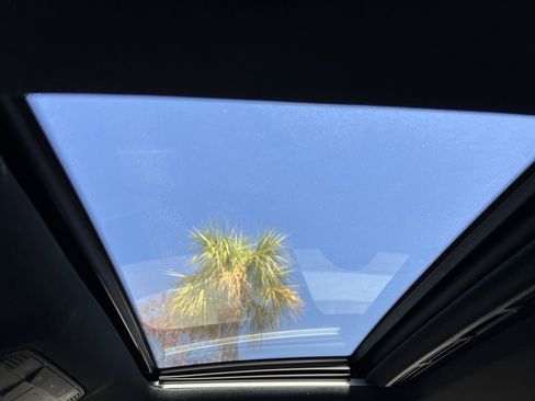 Used 2019 Mercedes-Benz C 300 Sedan image 26