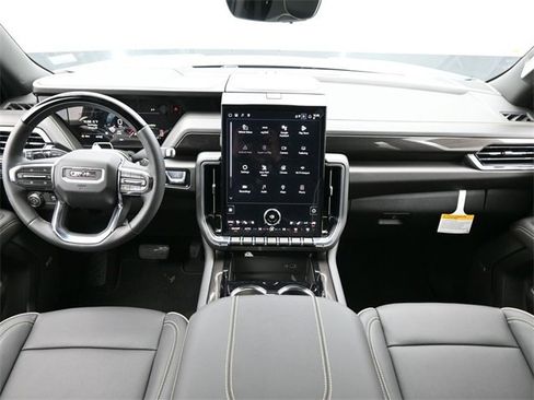 New 2026 GMC Yukon XL Elevation image 12