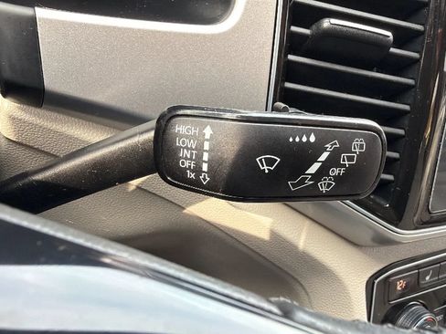 Used 2018 Volkswagen Atlas SEL Premium AWD/4WD image 13
