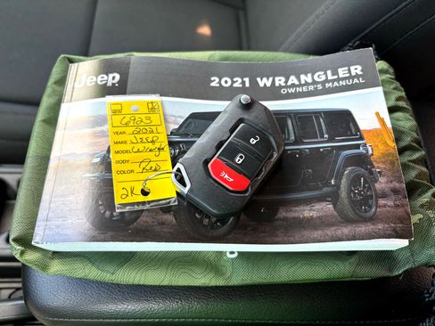 Used 2021 Jeep Wrangler Sport image 28
