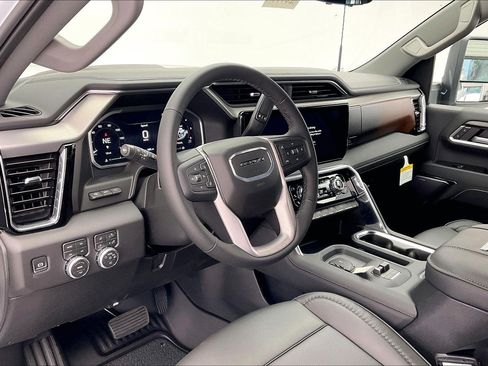 New 2026 GMC Sierra 2500 Denali w/ Denali Reserve Package image 4