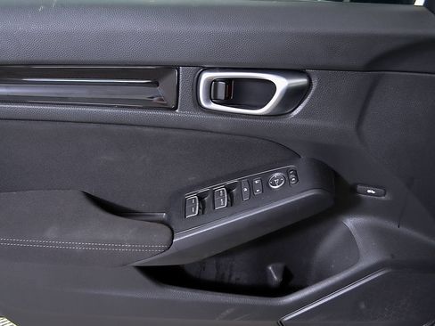 Used 2024 Honda Civic EX image 15