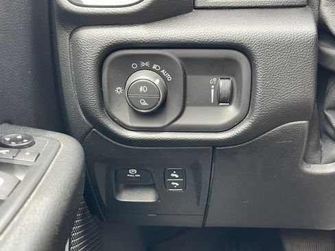 Used 2020 RAM 1500 Big Horn w/ Built-to-serve Edition AWD/4WD image 23