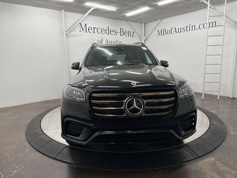 Used 2026 Mercedes-Benz GLS 450 4MATIC image 2