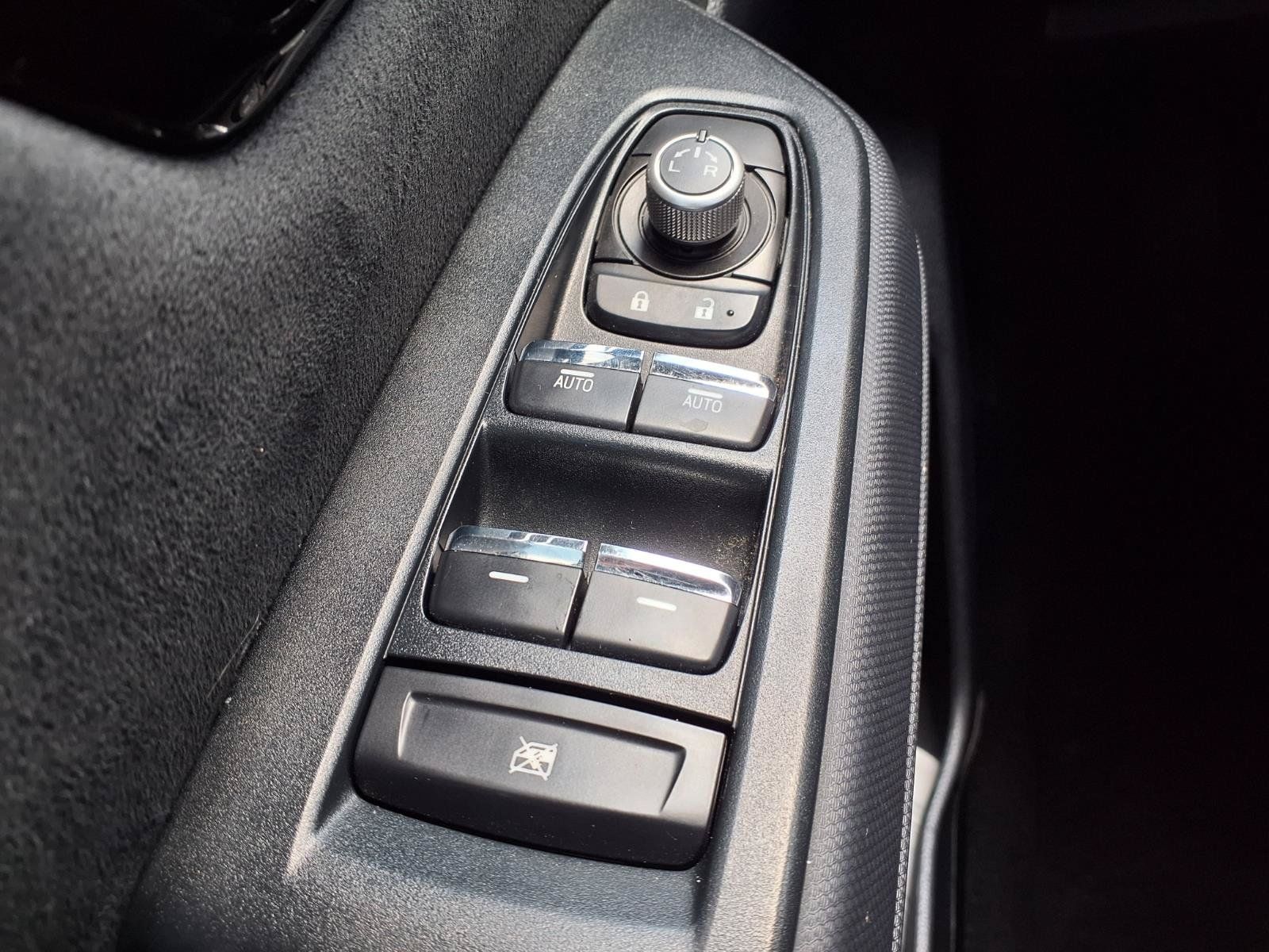 Certified 2025 Subaru Forester Touring AWD/4WD image 11