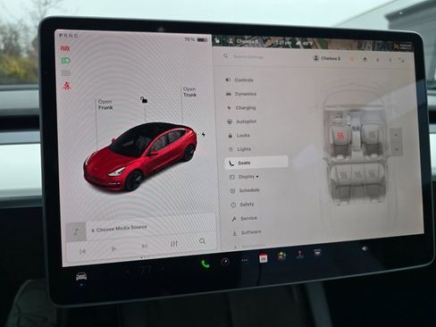 Used 2021 Tesla Model 3 Standard Range Plus image 45