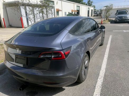 Used 2023 Tesla Model 3 Standard Range image 2
