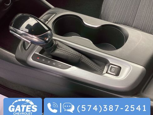 Used 2025 Buick Envista Preferred FWD image 30