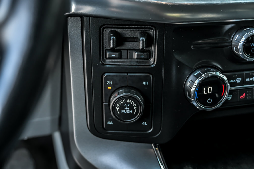 Used 2021 Ford F150 Lariat w/ Equipment Group 502A High AWD/4WD image 20