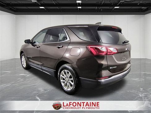 Certified 2020 Chevrolet Equinox LT w/ Driver Convenience Package image 6